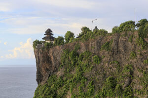 pura luhur uluwatu bali