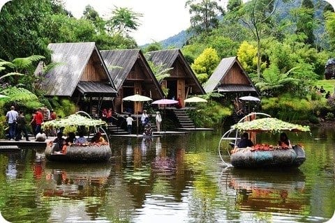 gambar dusun bambu lembang bandung